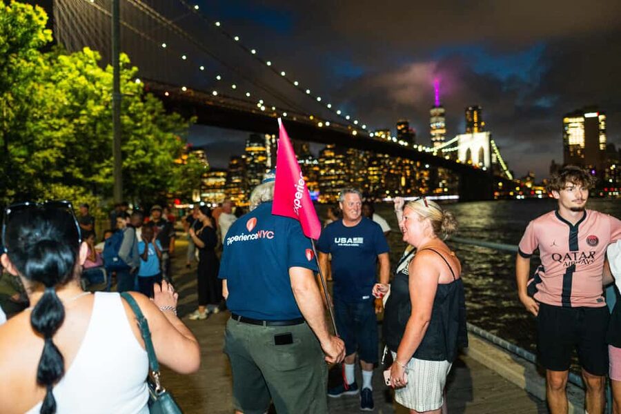 NYC at Night: 3-Hour Luxury Bus Tour of Top Highlights - Times Square and the finish near 39th Street