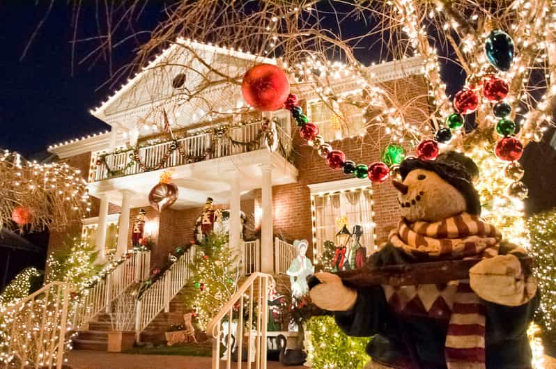 NYC: Dyker Heights and NYC Holiday Lights Luxury Bus Tour - What $75 means for the value