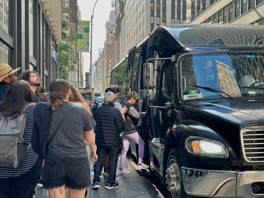 NYC: Half-Day Luxury Bus Tour of Top Highlights - Chelsea Piers, Hudson Yards, and the ride home