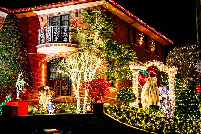 NYC: Holiday Lights and Dyker Heights Luxury Bus Tour - Is $75 a Fair Price?