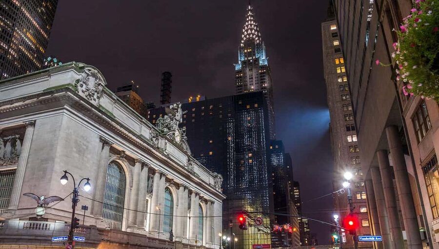 NYC: Skyline Night Tour on Double-Decker Bus - Choosing your seat and preparing for photos