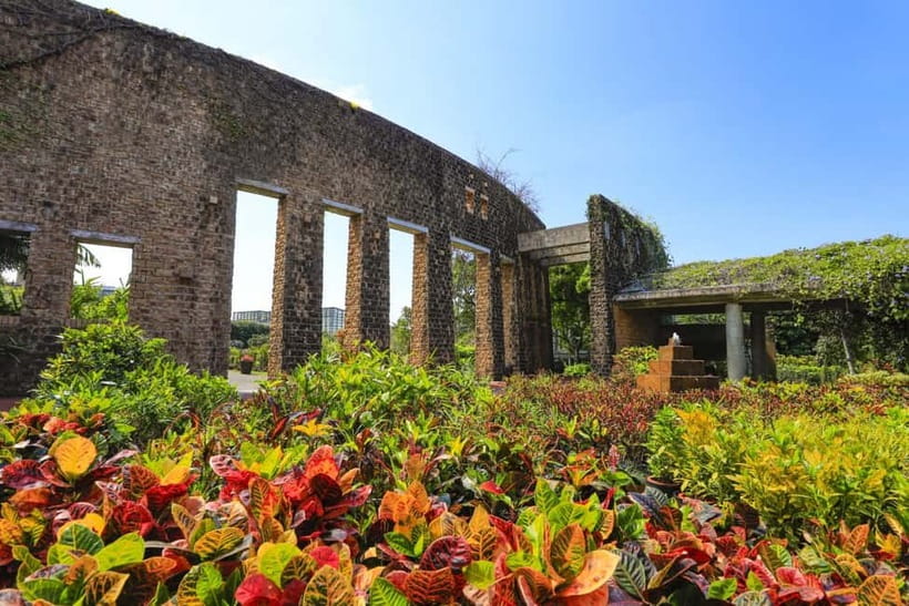 Okinawa: Tropical Dream , Ryukyu Mura, Banta Cafe Bus Tour - Banta Cafe, the day’s most relaxing finish