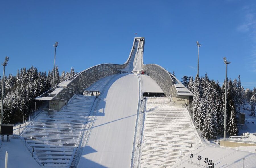 Oslo: Guided Oslo Highlights Tour by bus & Oslofjord cruise - Guides make the largest difference