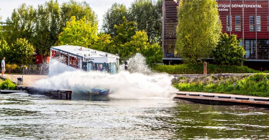 Paris: City and River Seine Tour on an Amphibious Bus - Why the road-to-river change is the real attraction
