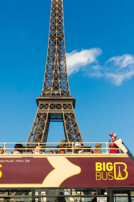 Paris Day Trip with Eurostar and Hop-On Hop-Off Bus - When the bus format works, and when it does not