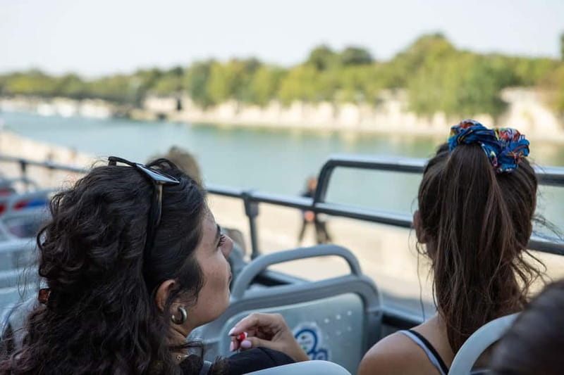 Paris: Hop-on with Emily walking tour and bus tour - FAQ