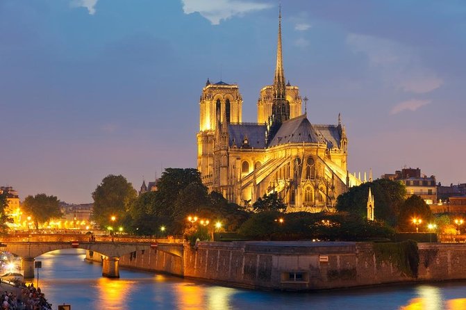 Paris Lights Evening Bus Tour with Eiffel Tower Summit Option - The Seine, historic center, and grand palaces