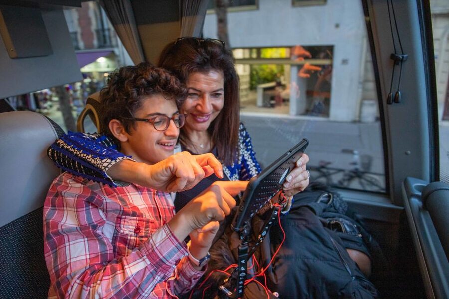 Paris: Openair Double Decker Bus Audio-Guided City Tour - Comfort, seating, and timing