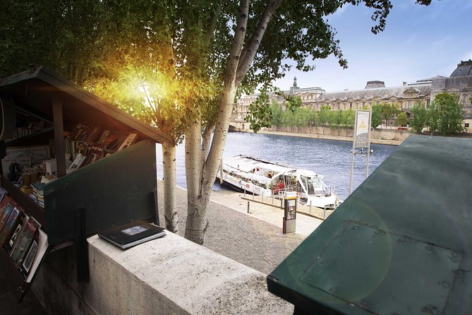 Paris Seine River Hop-On Hop-Off Sightseeing Cruise by Batobus - Is the 24-hour or 48-hour pass the better buy?