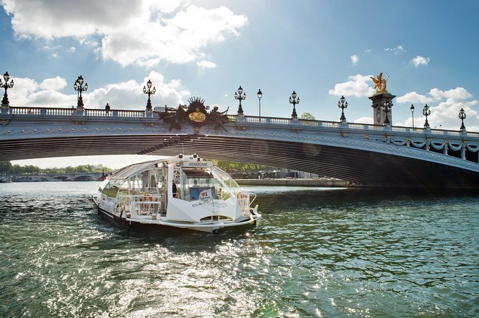 Paris Seine River Hop-On Hop-Off Sightseeing Cruise by Batobus - Commentary, views, and the feel of the boat