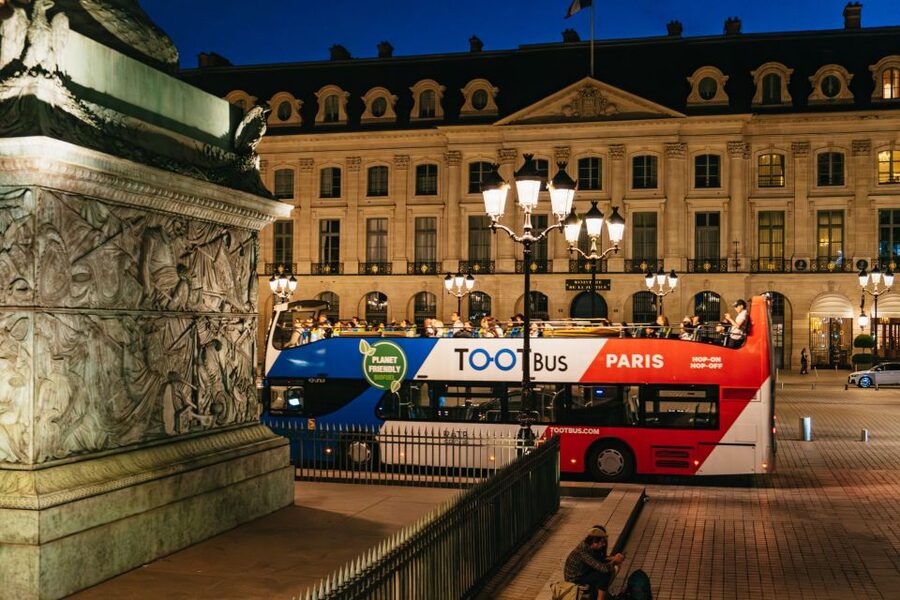 Paris: Tootbus Panoramic by Night Bus Tour with Audioguide - The Eiffel Tower at its sparkling best