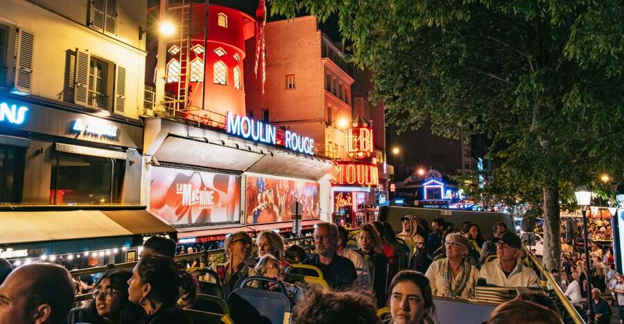 Paris: Tootbus Panoramic by Night Bus Tour with Audioguide - How good is the audio commentary?
