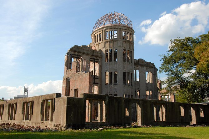 Peaceful Hiroshima & Miyajima UNESCO 1 Day Bus Tour - Why Hiroshima and Miyajima work so well together