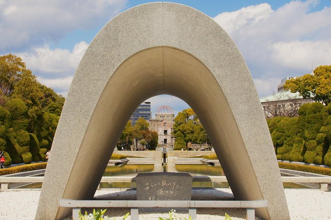 Peaceful Hiroshima & Miyajima UNESCO 1 Day Bus Tour - Itsukushima Shrine and the floating torii