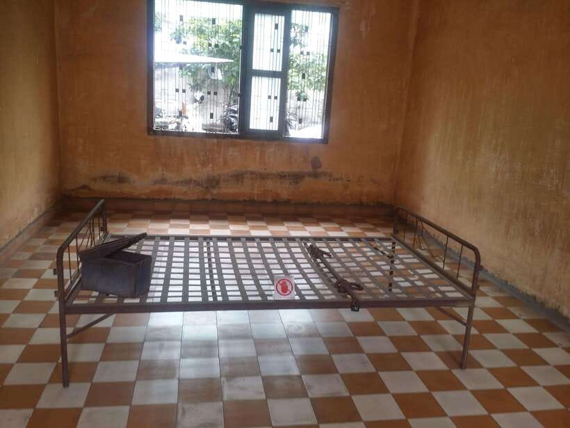 Phnom Penh: Killing Fields and Prison S21 Bus Tour - Key points to know before booking
