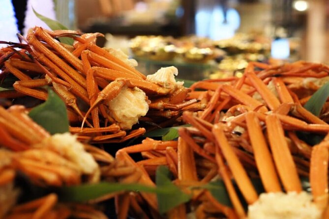 Play with Snow Crab Buffet Lunch and Strawberry Picking Bus Tour - Cancellation and weather details to keep in mind