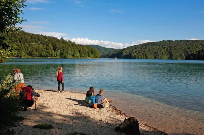 Plitvice Lakes: Guided Walking Tour with Bus and Boat Ride - Who should choose the 3-hour or full-lakes option