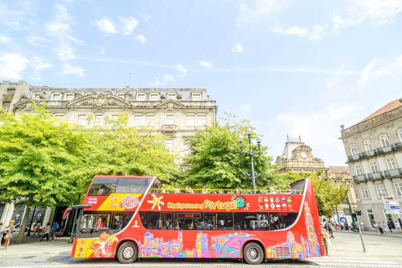 Porto: City Sightseeing Hop-On Hop-Off Bus Tour - Start at Batalha, then get your Porto bearings
