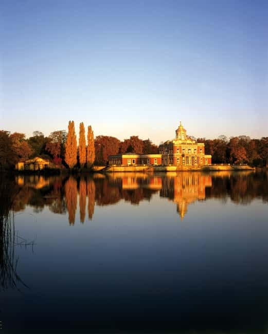 Potsdam: 5-Hour-Tour "Parks & Palaces" from Berlin by VW-Bus - Why Potsdam works so well as a half-day from Berlin