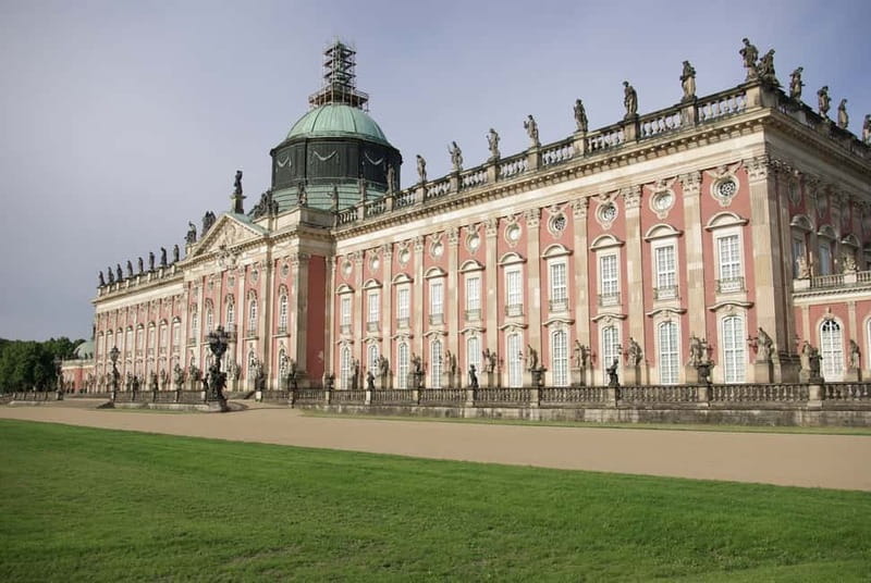 Potsdam: 5-Hour-Tour "Parks & Palaces" from Berlin by VW-Bus - Sanssouci Palace and the Baroque garden