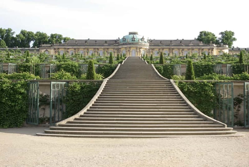Potsdam: 5-Hour-Tour "Parks & Palaces" from Berlin by VW-Bus - The New Palace and Charlottenhof