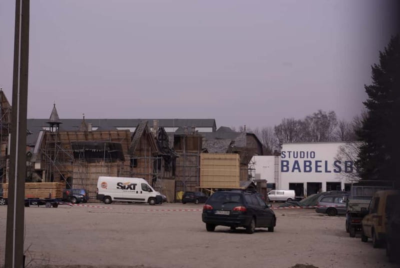 Potsdam-Babelsberg: 5-Hour-Tour "Film-History" by VW-Bus - The Metropolitan Backlot and Babylon Berlin