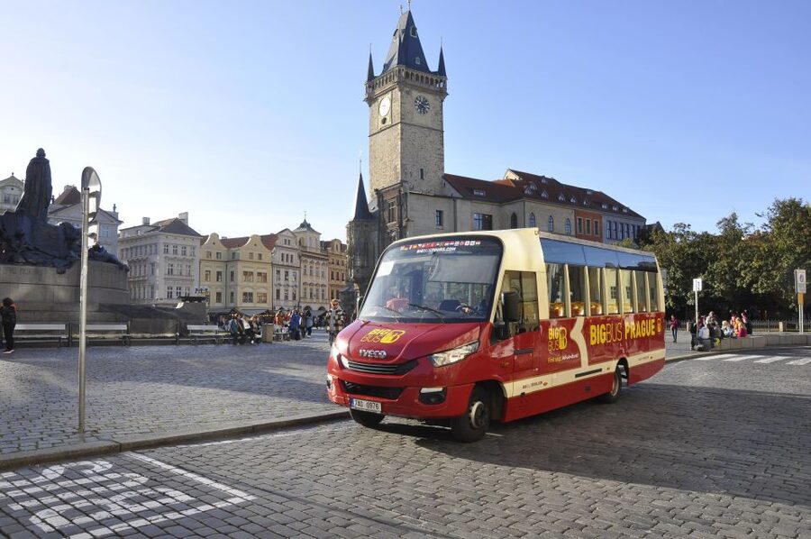 Prague: Big Bus Hop-on Hop-off, Castle Tour and River Cruise - Stop finding, boarding, and daily practicalities