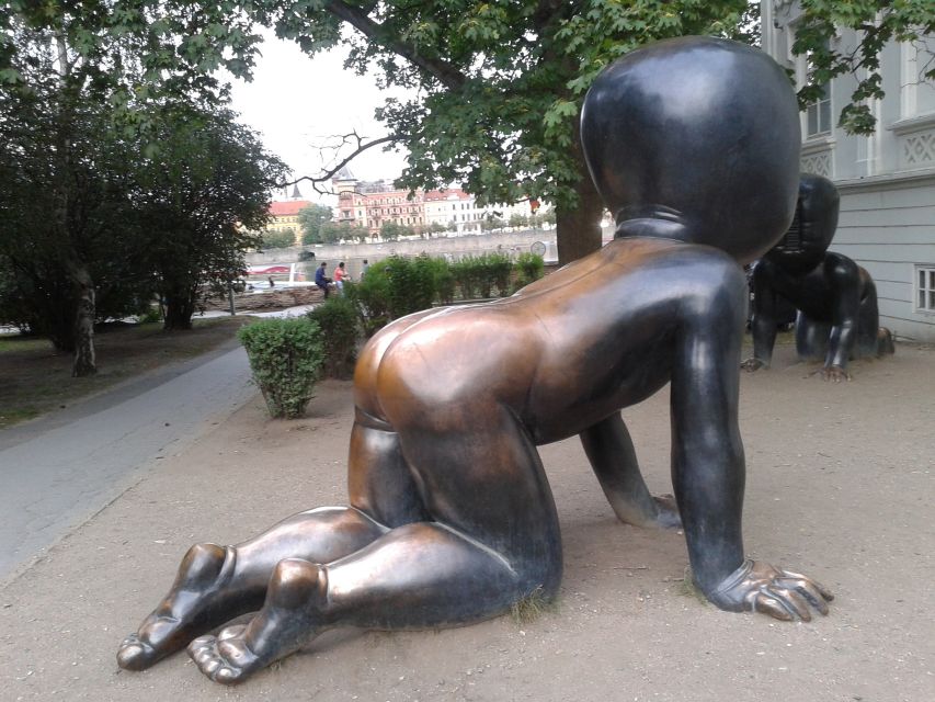 Prague City: 1-Hour Orientation Tour by Bus - A One-Hour First Look at Prague