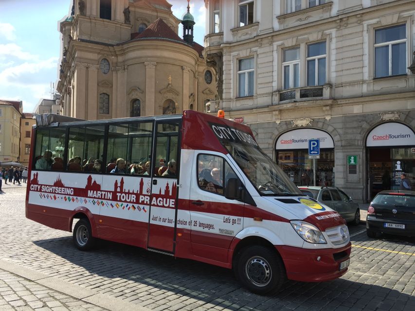 Prague City: 1-Hour Orientation Tour by Bus - Finding the Bus at Old Town Square
