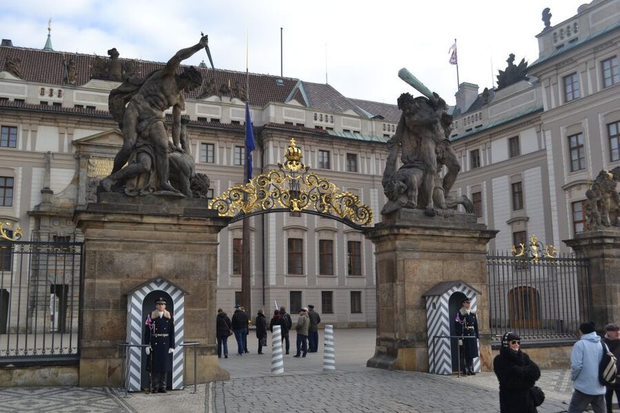 Prague City: 1-Hour Orientation Tour by Bus - Is the $16 Price Good Value?