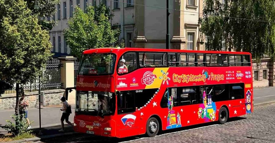 Prague: City Sightseeing HOHO Bus Tour & Optional Boat Tour - Is the $35 price good value?