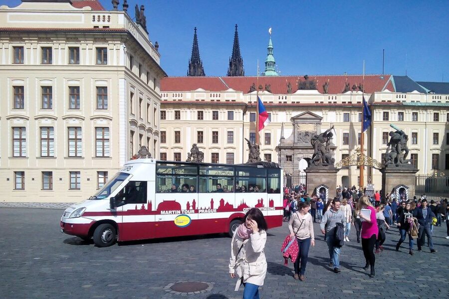 Prague: Historic City Center Bus Tour with Top Sights - Old Town in 70 minutes, from the Astronomical Clock to Powder Tower