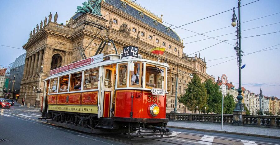 Prague: Hop-on Hop-Off Historical Tram Ticket for Line 42 - Using the 24-hour ticket wisely