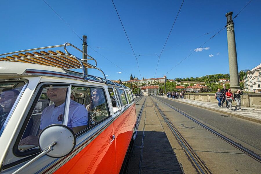 Prague: Private Sightseeing Tour in original VW Samba bus - The guide makes the difference