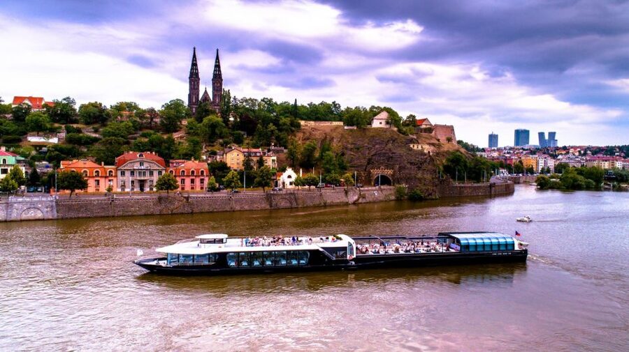 Prague: Sightseeing Dinner Cruise on Open-Top Glass Boat - At a glance: what makes this cruise worth considering