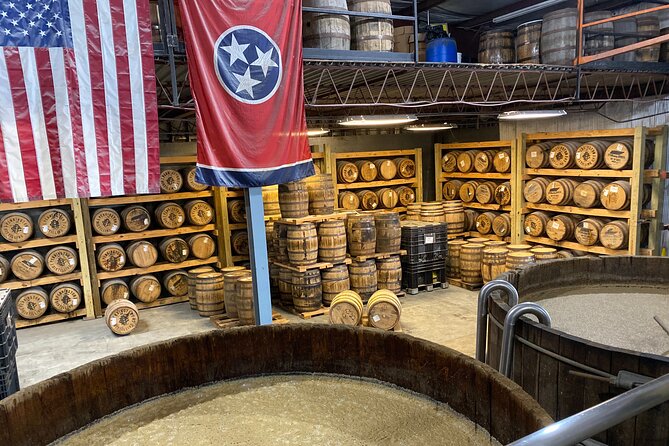 Premier Distillery & Craft Brewery Bus Tour with 9+ Tastings - What the 9 to 12 samples really mean