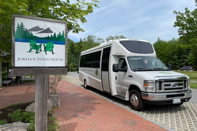 Premium Narrated Bus Tour of Bar Harbor and Acadia National Park (3.5 Hours) - Why the minibus can beat driving yourself