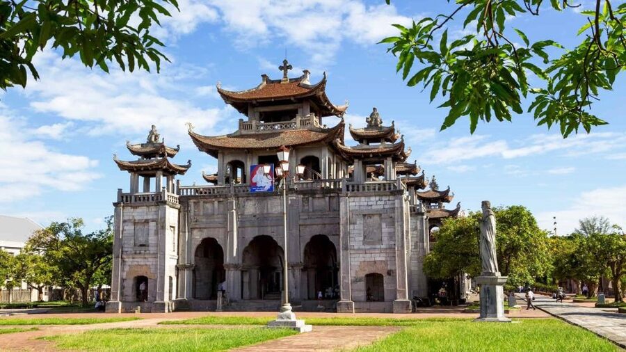Private Car/Bus Renting Hanoi - Ninh Binh - Halong - Sapa... - Phat Diem Cathedral’s unusual mix of styles