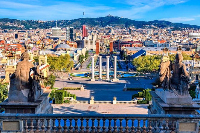 Private Customized Barcelona Tour by Mercedes VIP Bus and Personal Expert Guide - A fast, private way to get your Barcelona bearings