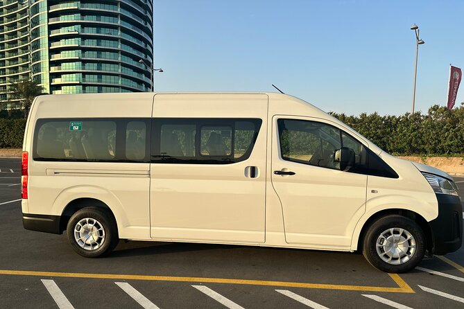 Private Mini Bus Rental With Driver In Dubai - Why a private vehicle can beat separate taxis