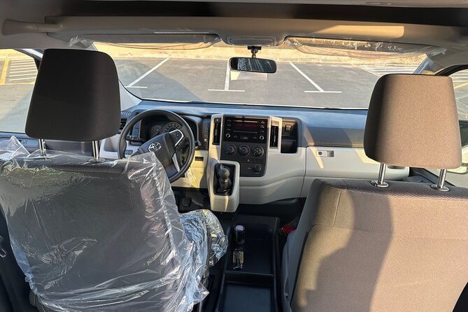 Private Mini Bus Rental With Driver In Dubai - Vehicle size and group comfort