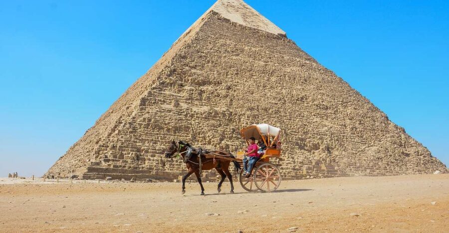 Private Overnight Tour to Cairo from Hurghada by Bus - An overnight hotel that breaks up the trip