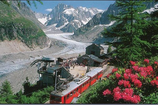 Private Tour to Chamonix Mont-Blanc Scenic Glass-Roof Bus - A big mountain day from Geneva