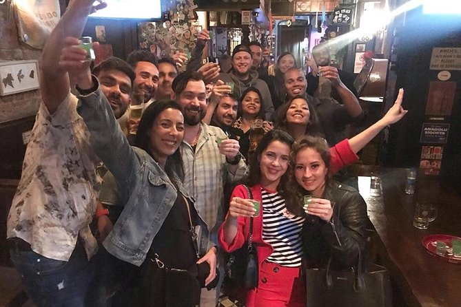 Pub Crawl Istanbul / Rooftop Clubs & Party Bus - The party bus and the change of pace
