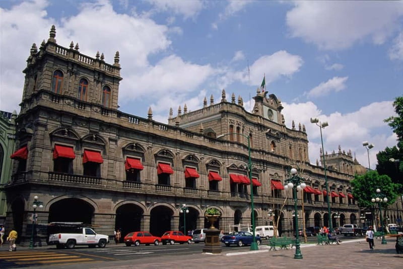 Puebla Sightseeing Tour by Double-Decker Tram - Starting at the Zócalo and Cathedral