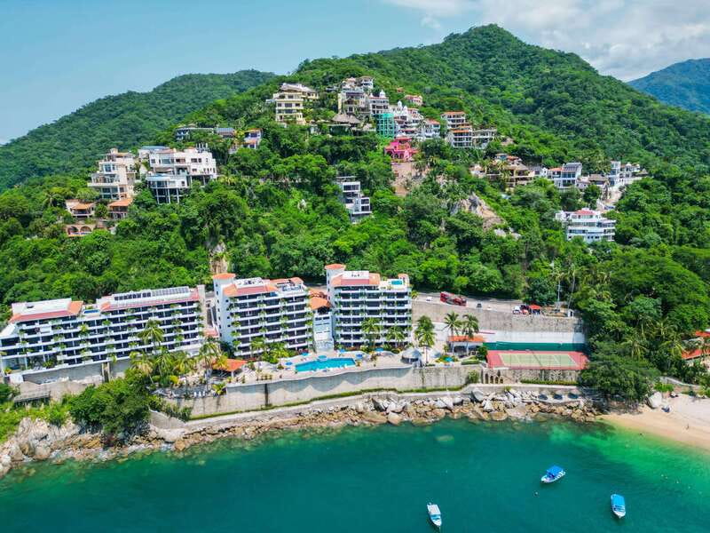 Puerto Vallarta: Hop-On-Hop-Off City Bus Tour - Why this bus makes sense in Puerto Vallarta