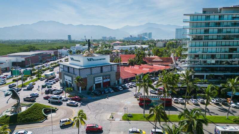 Puerto Vallarta: Hop-On-Hop-Off City Bus Tour - How the $25 price compares with the experience