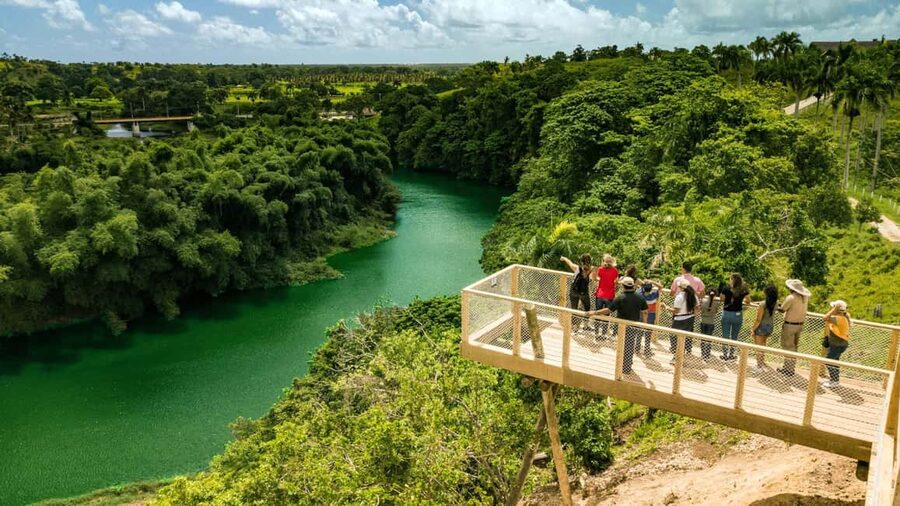 Punta Cana: Xploration Animal Park Bus Tour with Encounters - A six-hour escape into the hills near Nisibon