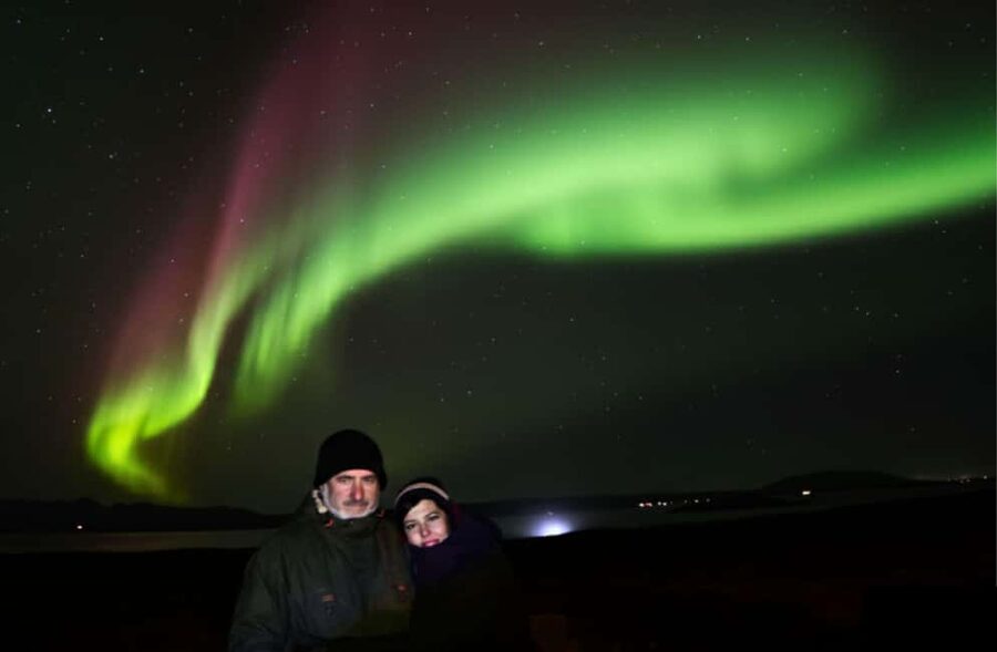 Reykjavík: 4x4 Minibus Northern Lights with Photo and Cocoa - Practical details to keep in mind
