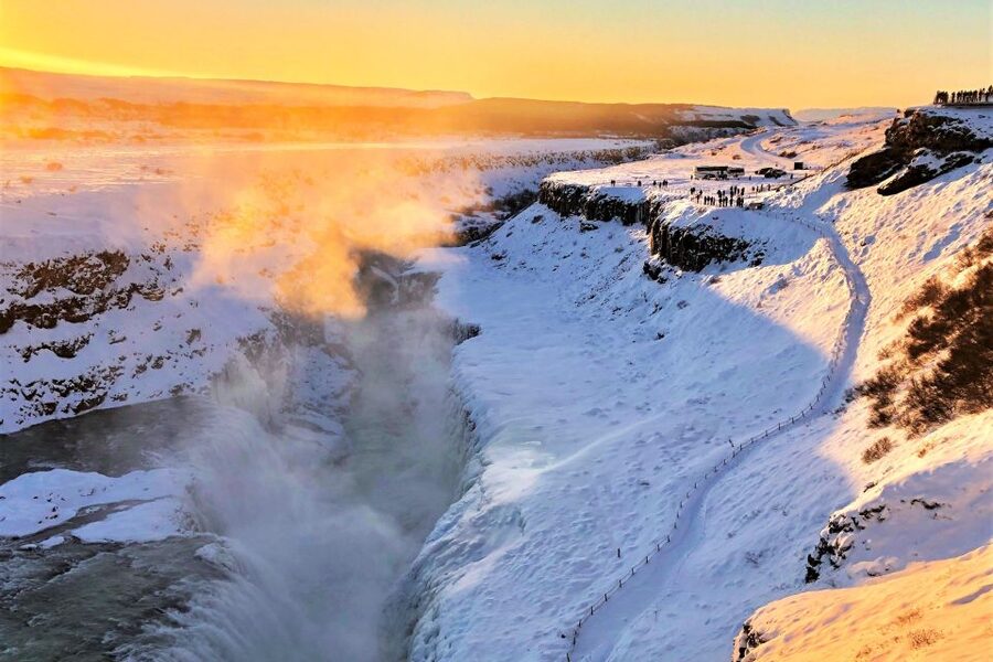 Reykjavík: Golden Circle Minibus Tour & Blue Lagoon Transfer - How to prepare for the 11-hour outing